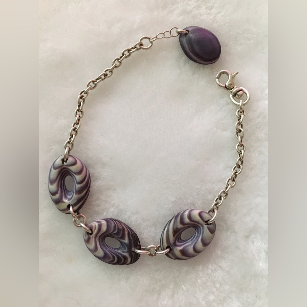 Elegant Purple Bracelet